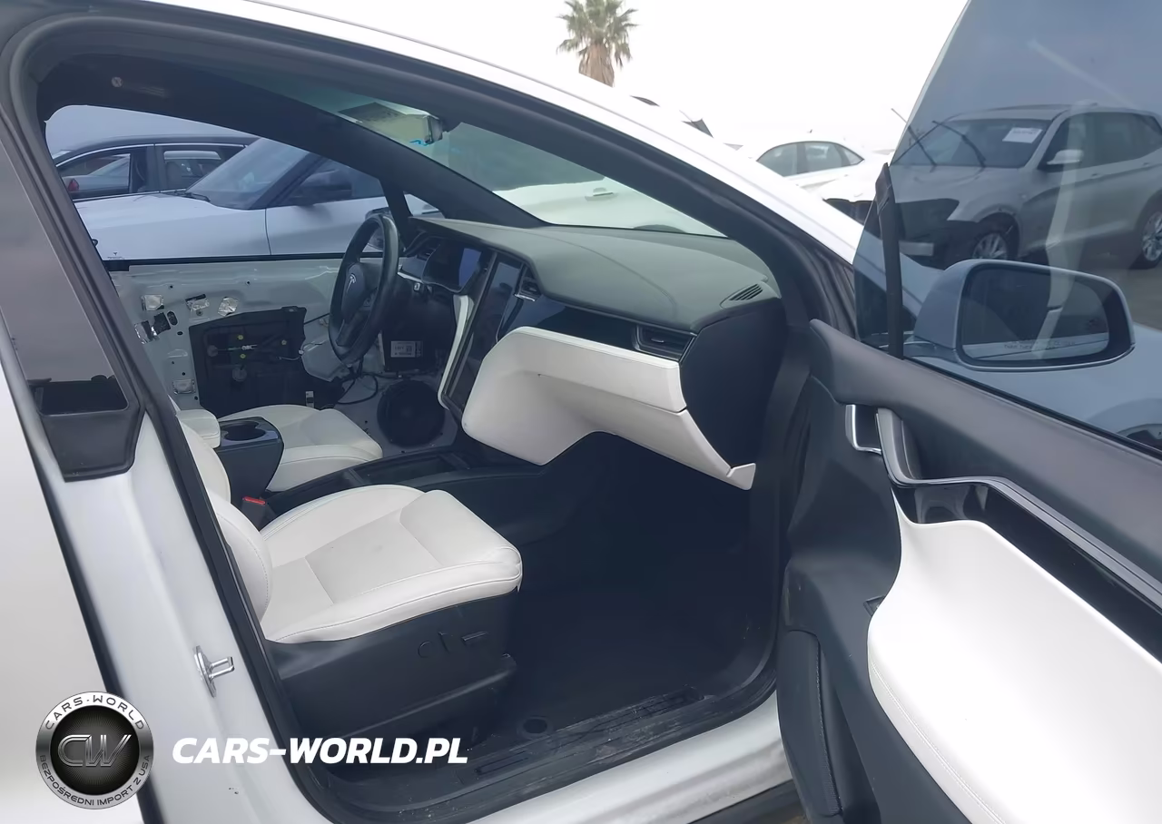 2020 Tesla Model X VIN:5YJXCBE28LF270109 - 5