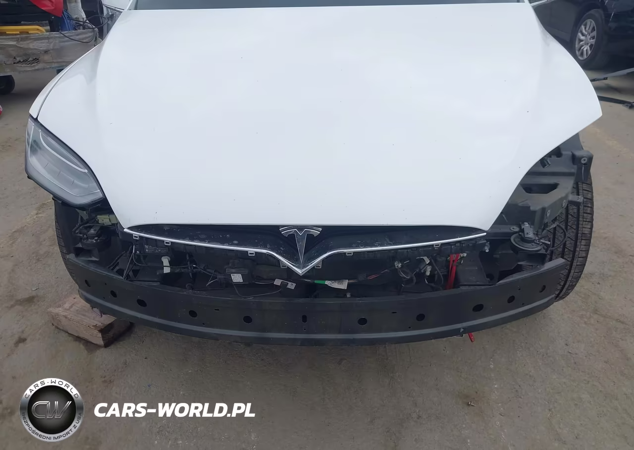 2020 Tesla Model X VIN:5YJXCBE28LF270109 - 6