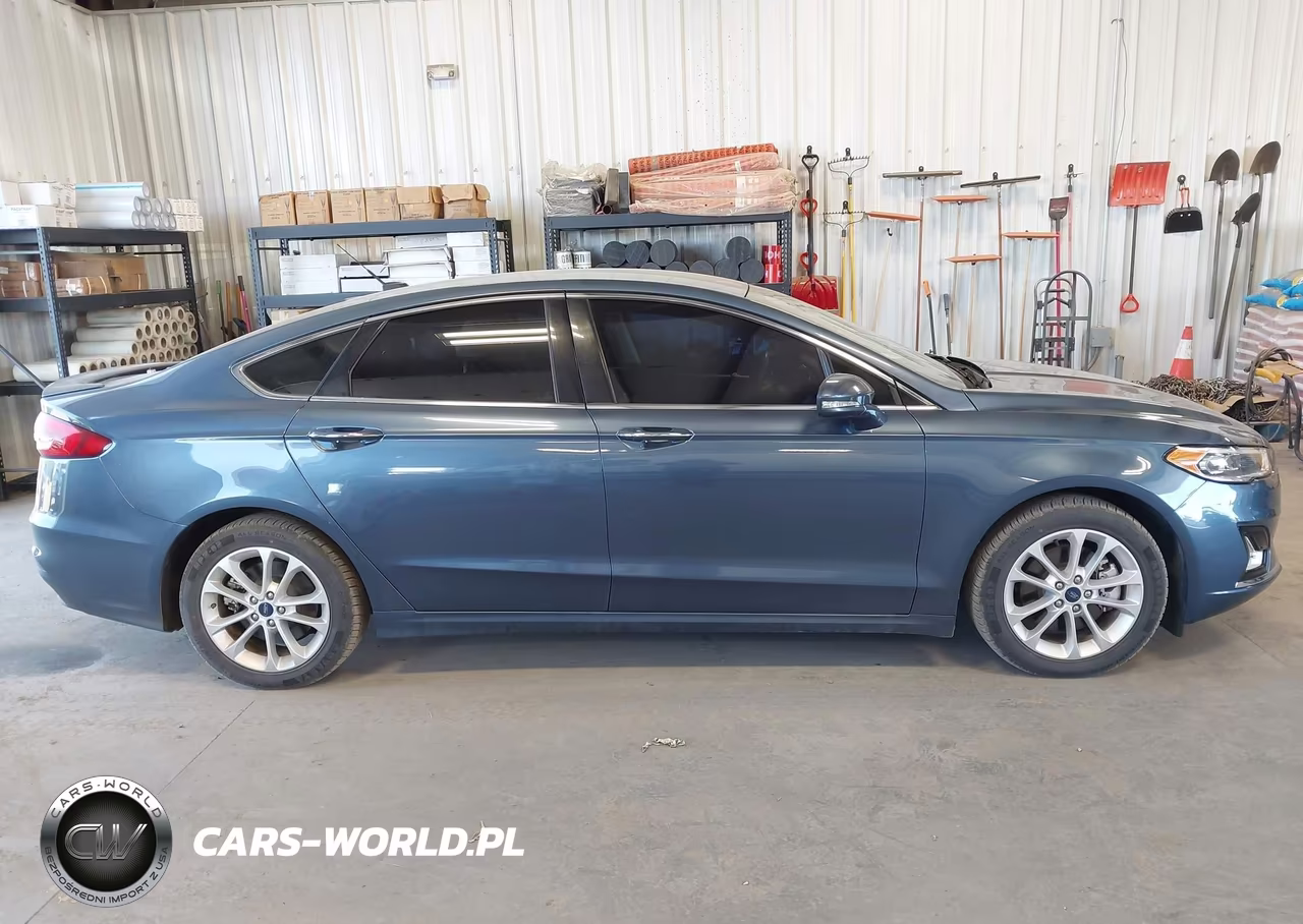 2019 Ford Fusion Energi Titanium VIN:3FA6P0SU9KR211227 - 14