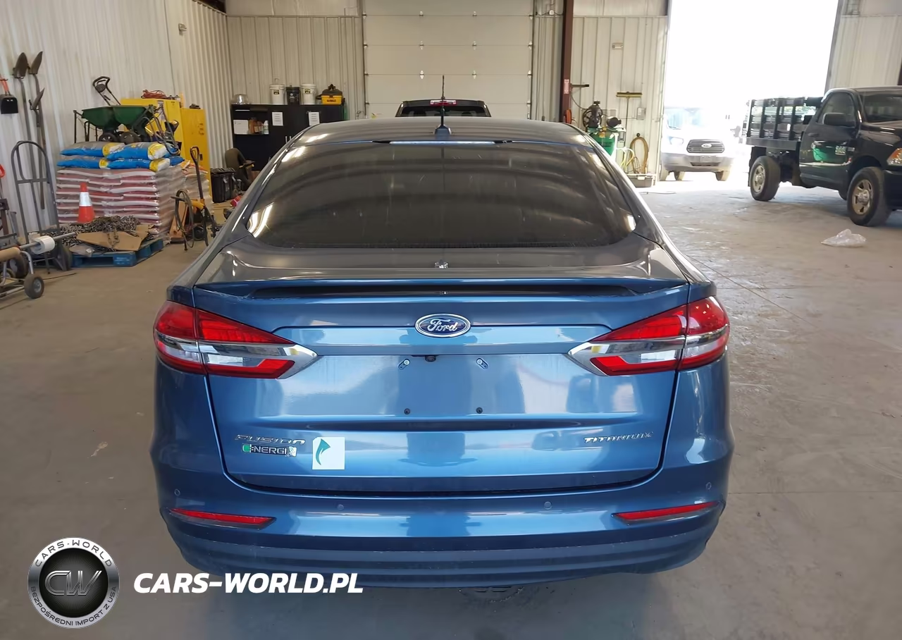 2019 Ford Fusion Energi Titanium VIN:3FA6P0SU9KR211227 - 17