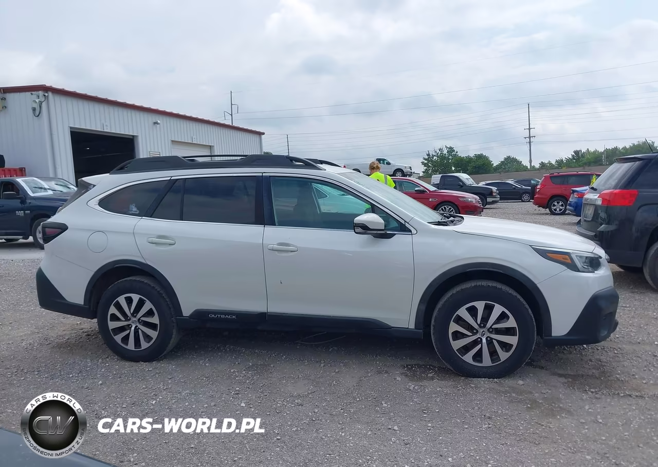 2020 Subaru Outback Premium VIN:4S4BTACC5L3193076 - 13