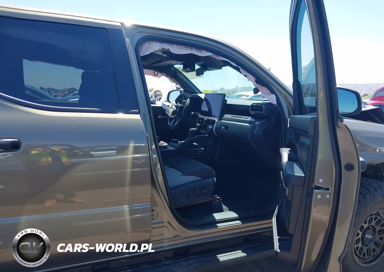 2026 Toyota Tacoma Hybrid Trd Off Road VIN:3TYLC5LN4TT060099 - 5