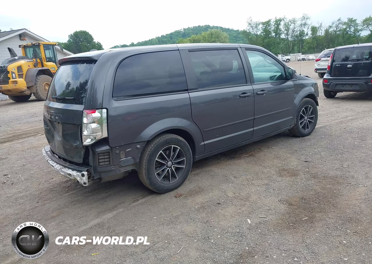2017 Dodge Grand Caravan Se Plus VIN:2C4RDGBG0HR607399 - 4