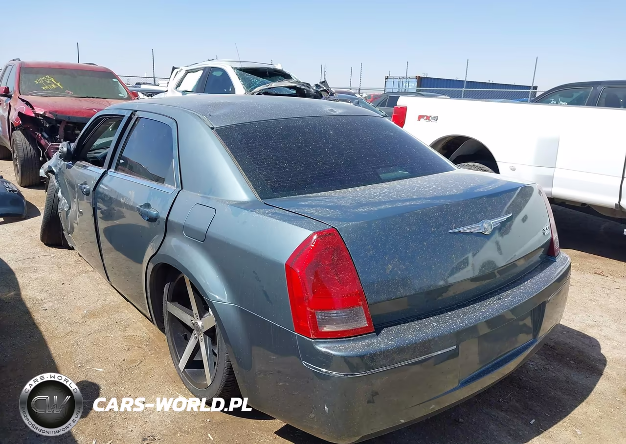 2005 Chrysler 300 Touring VIN:2C3AA53G35H103590 - 3