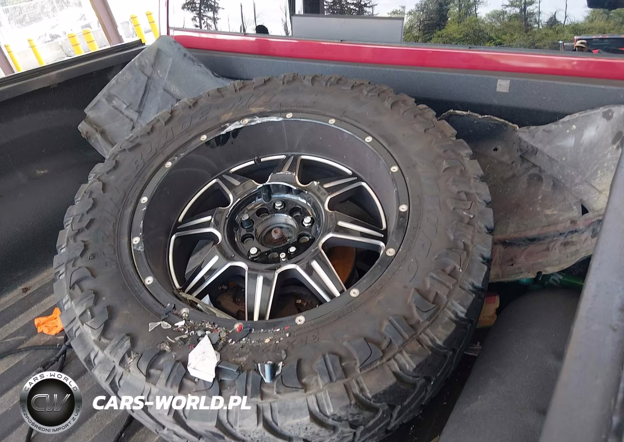 2012 Ram 1500 Sport VIN:1C6RD7MTXCS288702 - 12
