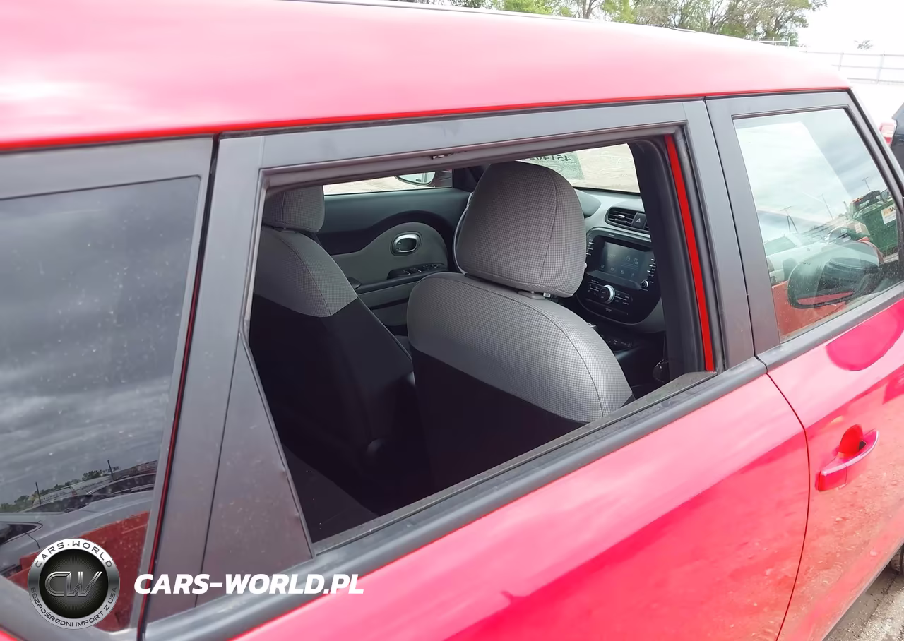 2019 Kia Soul VIN:KNDJN2A21K7668899 - 17