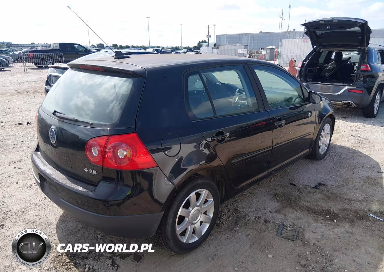 2009 Volkswagen Rabbit S VIN:WVWDB71K59W146649 - 4