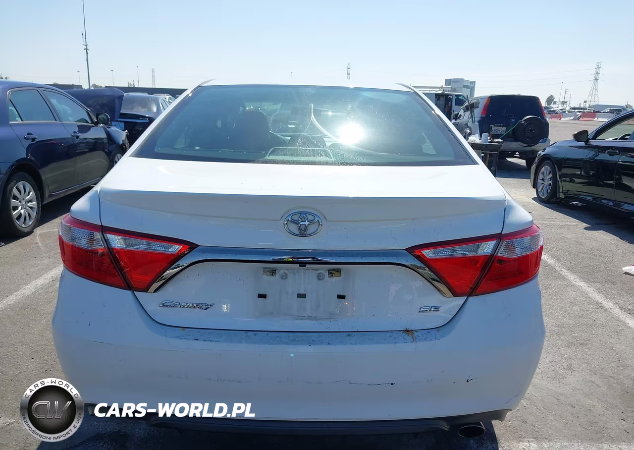 2017 Toyota Camry Se VIN:4T1BF1FK7HU358430 - 17