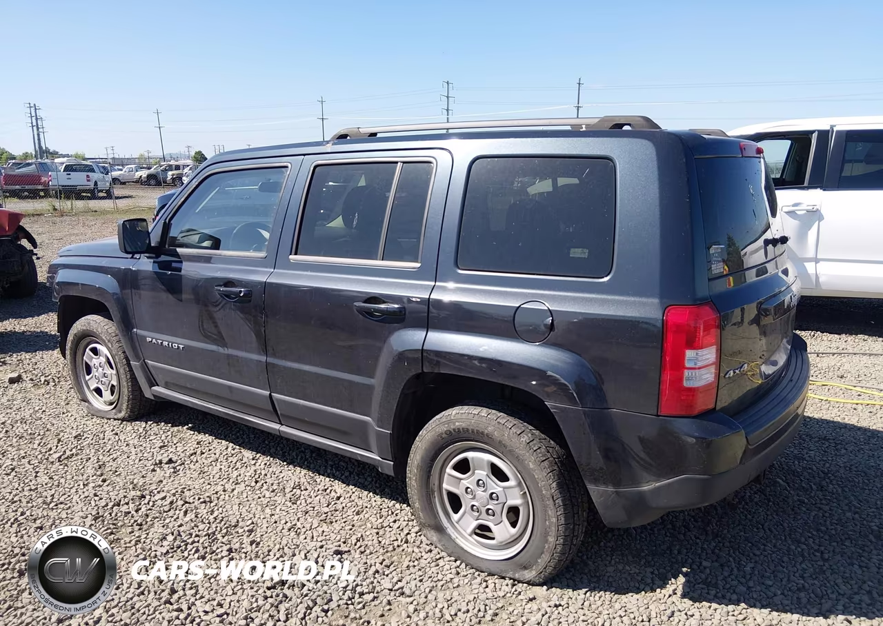 2015 Jeep Patriot Sport VIN:1C4NJRBB3FD183398 - 3