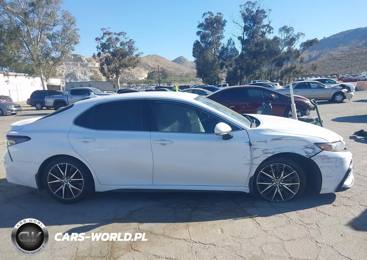 2024 Toyota Camry Se VIN:4T1T11AKXRU902575 - 13