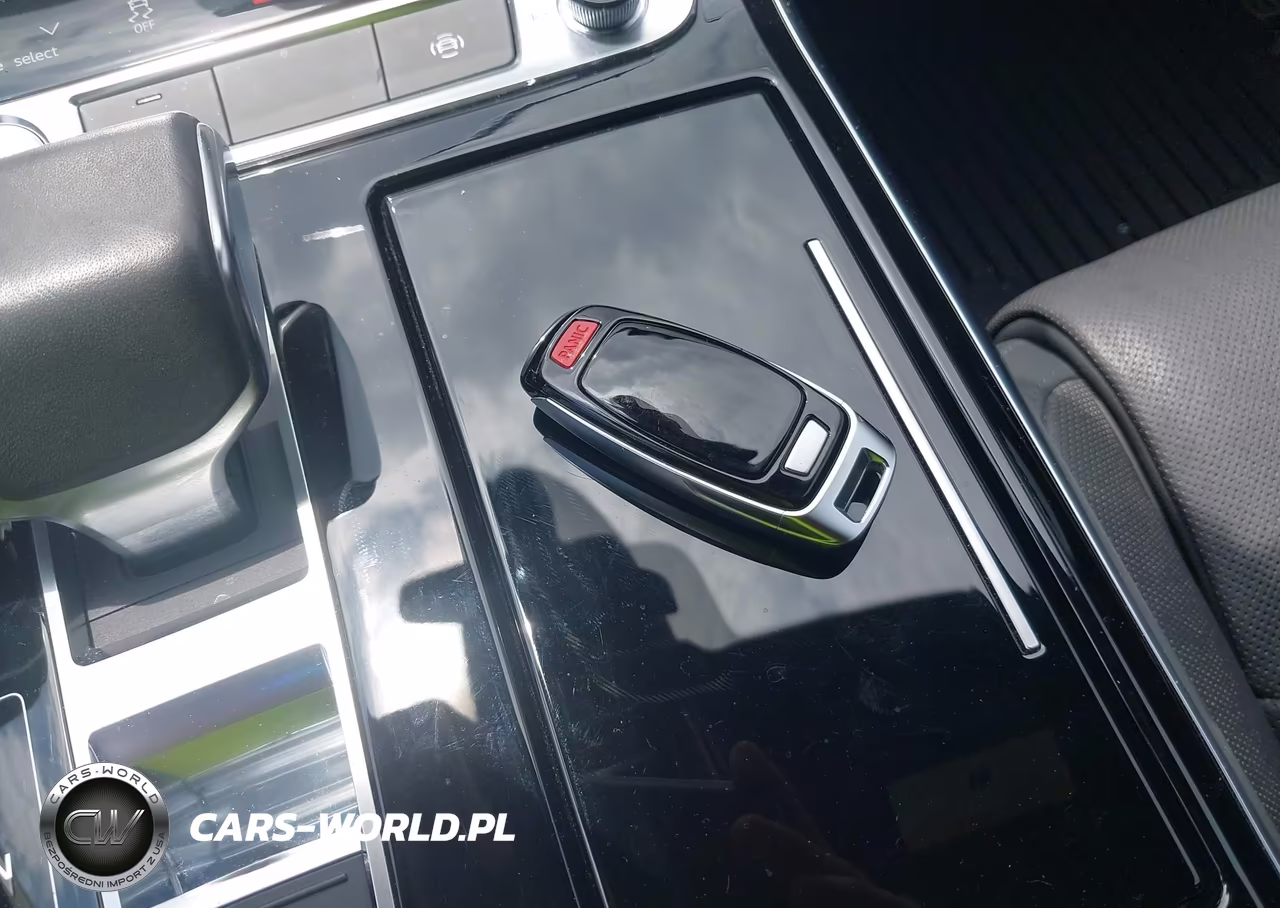 2019 Audi A8 L 55 VIN:WAU8DAF82KN019064 - 11