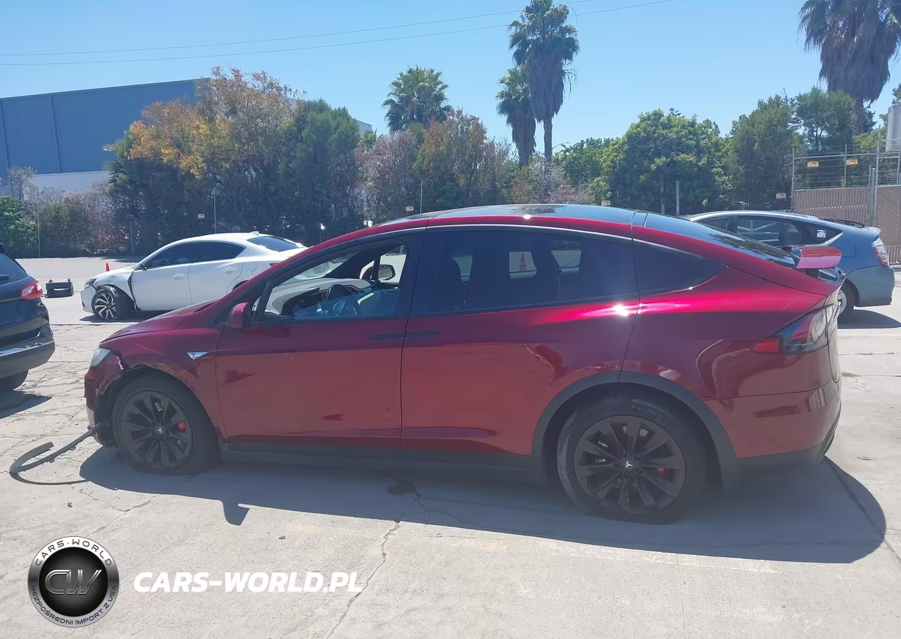 2016 Tesla Model X 60D-P100D-P90D VIN:5YJXCAE43GFS00583 - 14