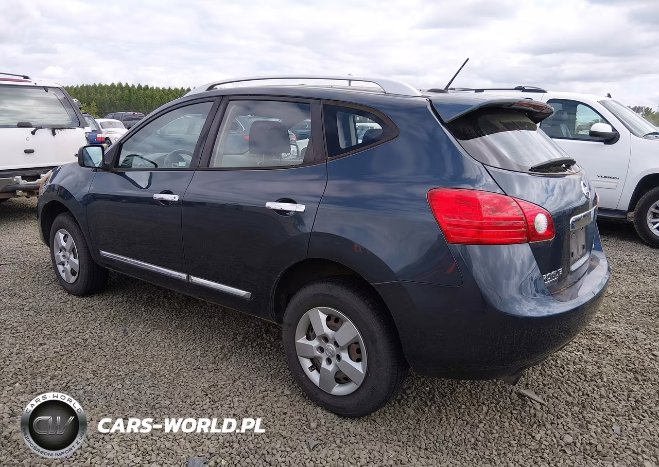 2015 Nissan Rogue Select S VIN:JN8AS5MV6FW753818 - 3