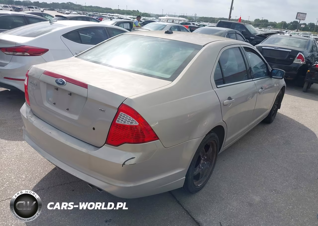 2010 Ford Fusion Se VIN:3FAHP0HA6AR292210 - 4