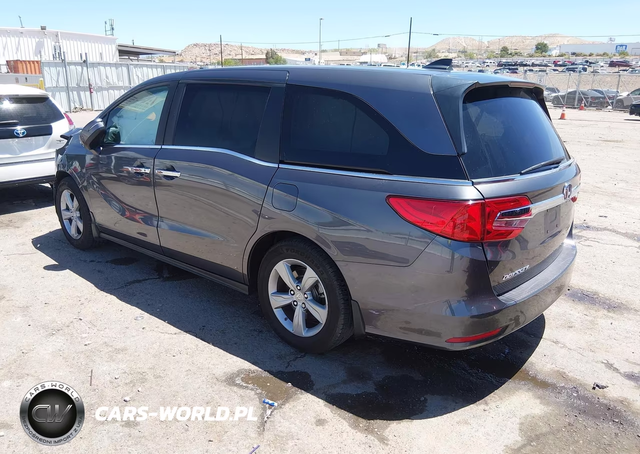 2018 Honda Odyssey Ex VIN:5FNRL6H53JB052985 - 3