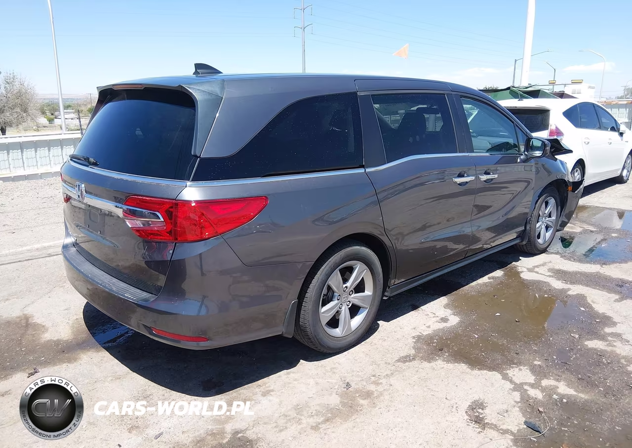 2018 Honda Odyssey Ex VIN:5FNRL6H53JB052985 - 4