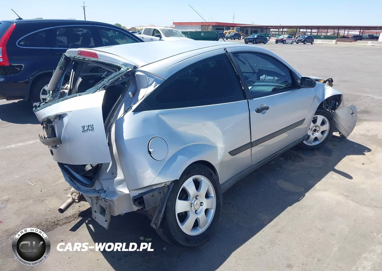 2002 Ford Focus Zx3 VIN:3FAFP313X2R222540 - 4