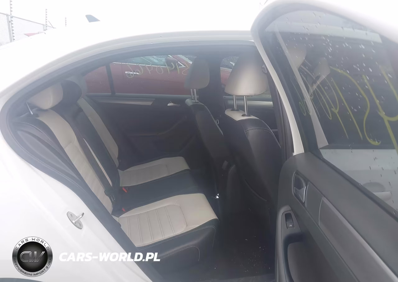 2016 Volkswagen Jetta 1.8T Sport VIN:3VWD17AJXGM395453 - 8