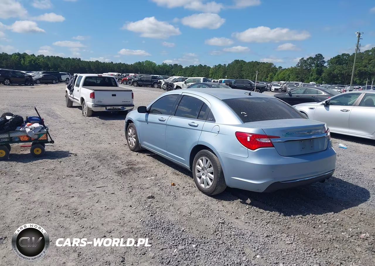 2014 Chrysler 200 Touring VIN:1C3CCBBBXEN171514 - 3
