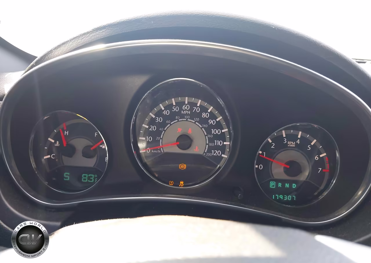 2014 Chrysler 200 Touring VIN:1C3CCBBBXEN171514 - 7