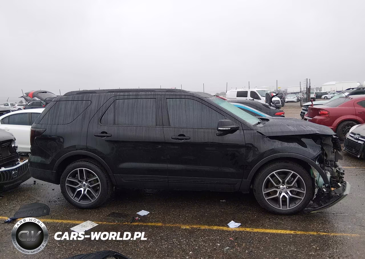 2017 Ford Explorer Sport VIN:1FM5K8GT2HGB31413 - 14