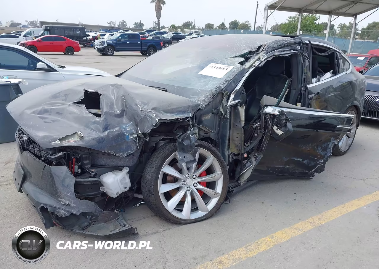 2016 Tesla Model X 75D-P100D-P90D VIN:5YJXCBE41GF018130 - 2