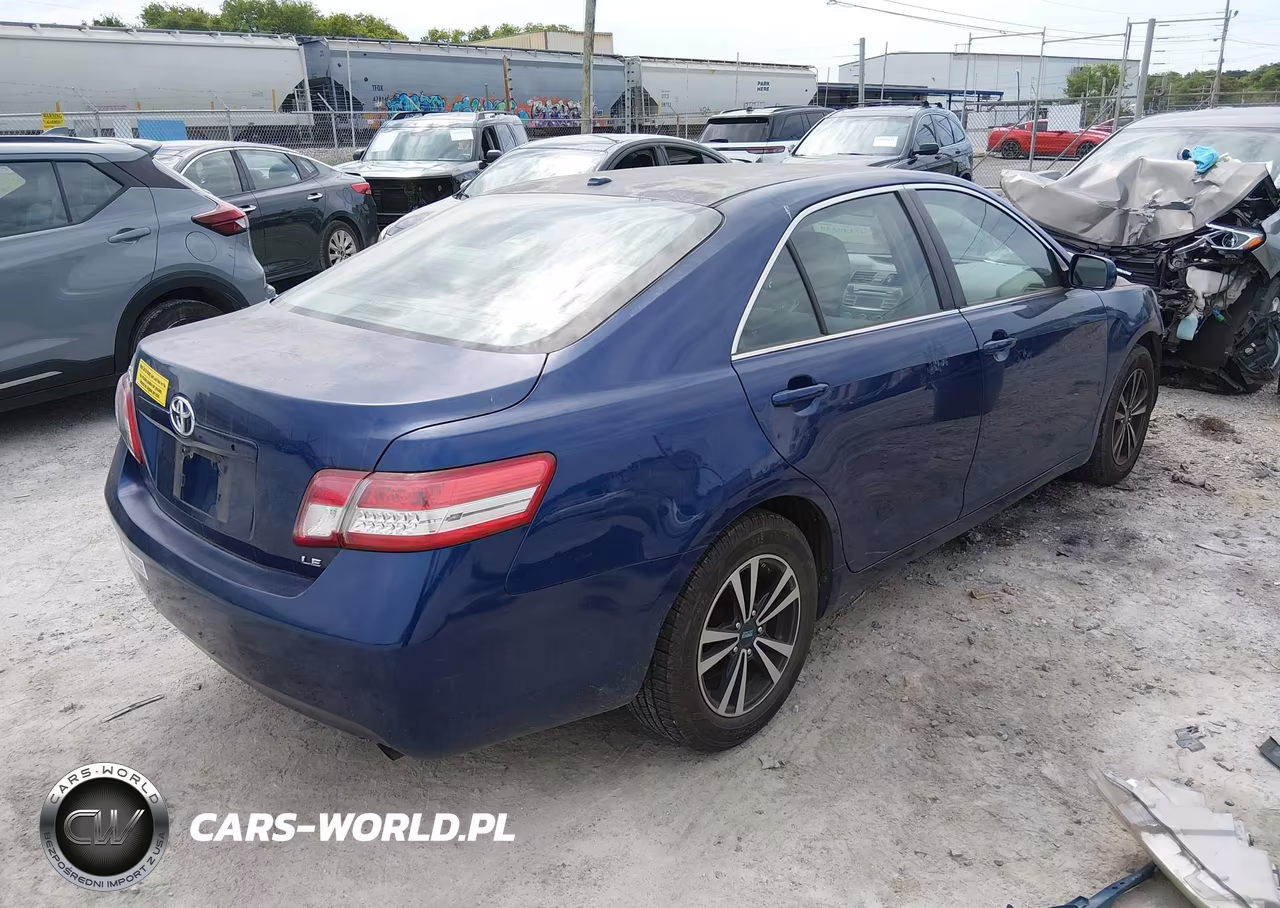 2011 Toyota Camry Le VIN:4T1BF3EK3BU718586 - 4