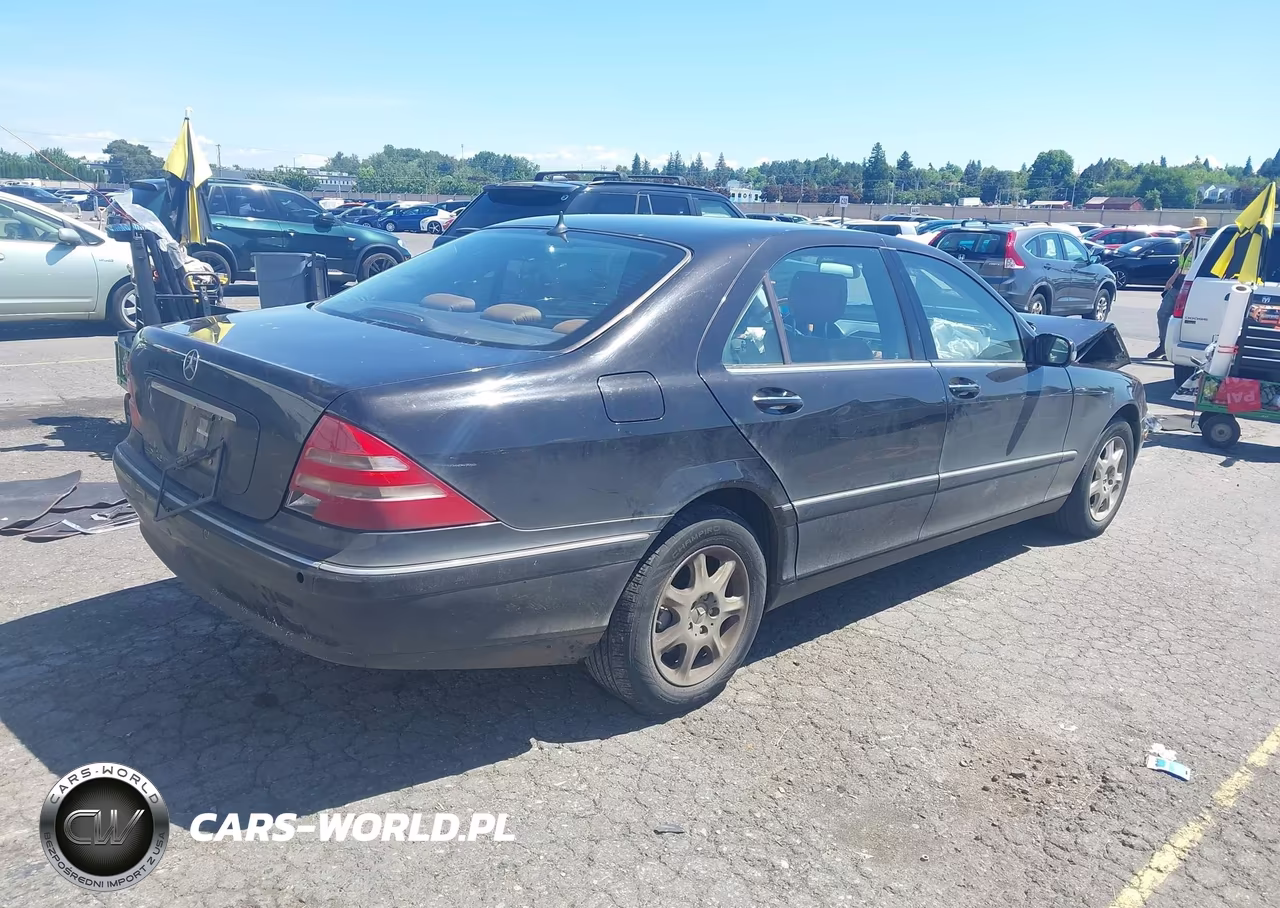 2000 Mercedes-Benz S 500 VIN:WDBNG75J7YA118028 - 4