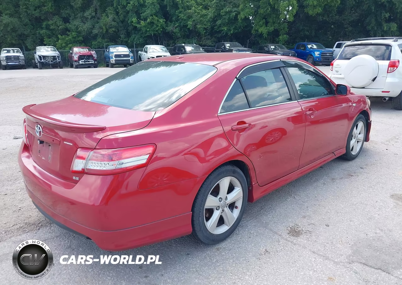 2010 Toyota Camry Se VIN:4T1BF3EK0AU500832 - 4