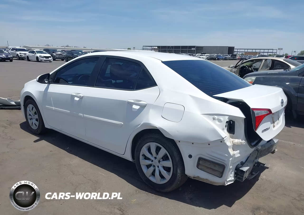 2016 Toyota Corolla Le VIN:2T1BURHE9GC690655 - 3