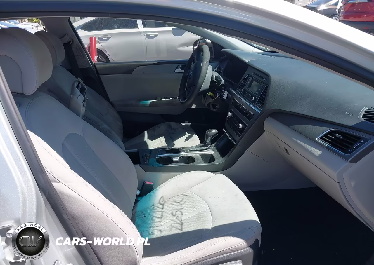 2015 Hyundai Sonata Se VIN:5NPE24AF9FH131384 - 5