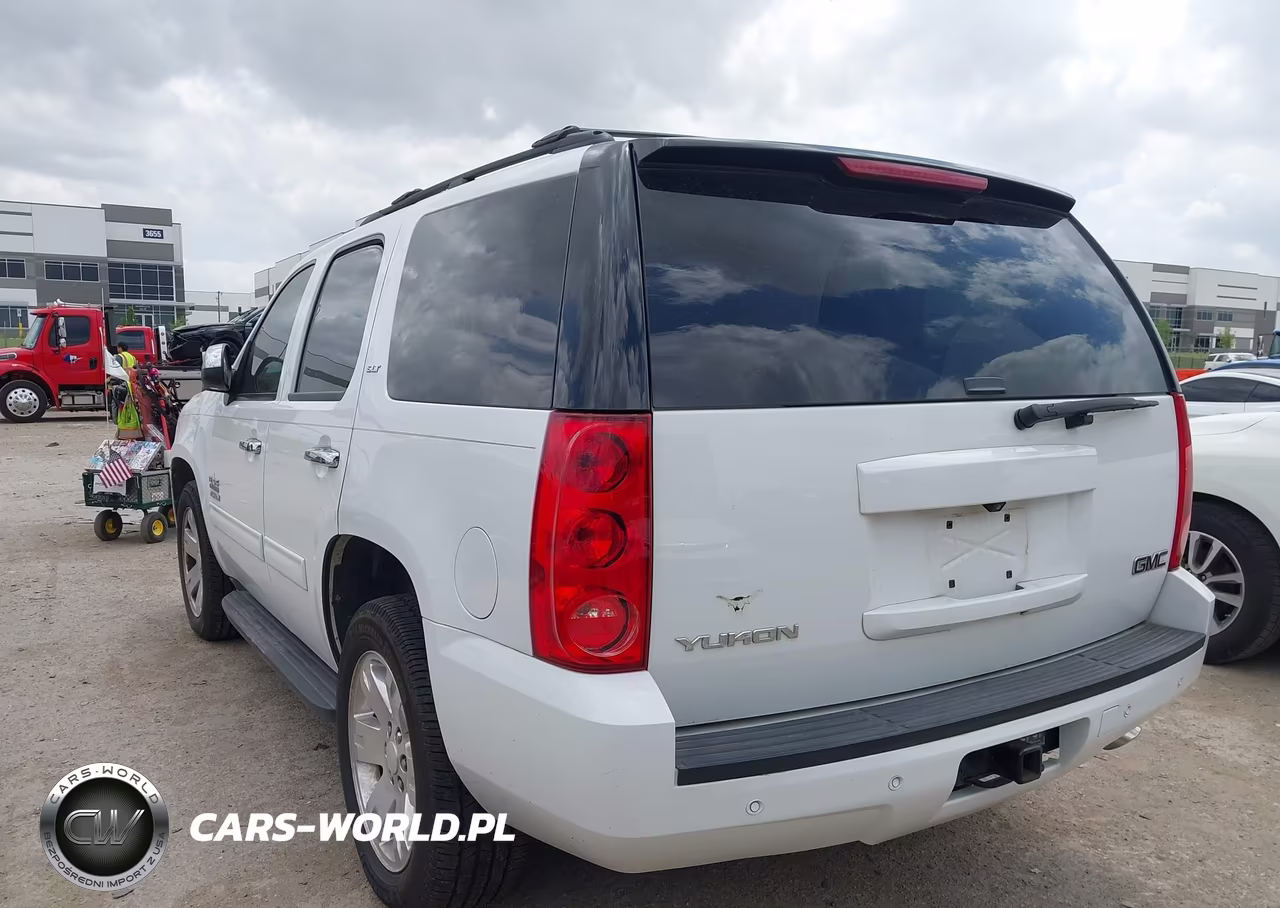 2014 GMC Yukon Slt VIN:1GKS1CE02ER141790 - 3