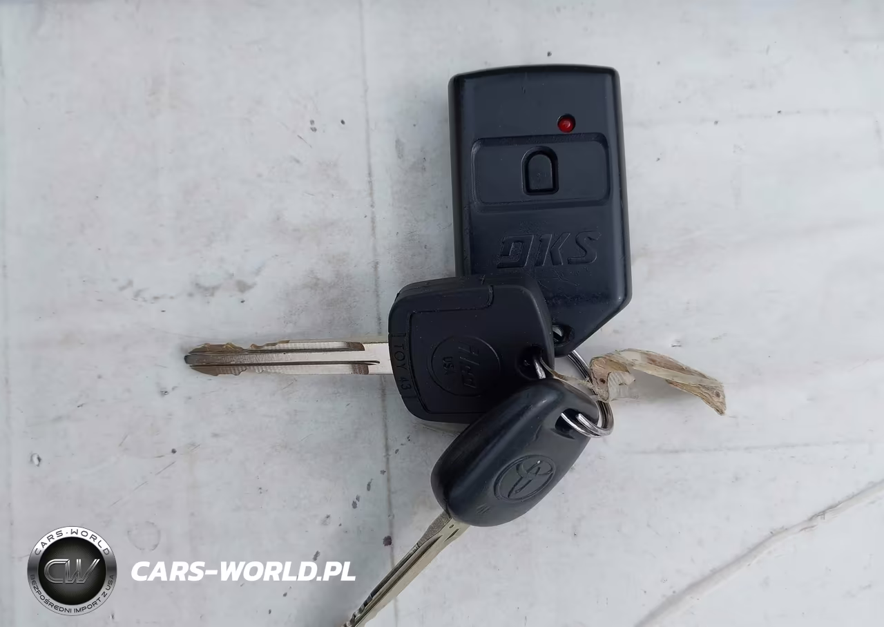 2008 Toyota Corolla Le VIN:1NXBR32E78Z036941 - 11