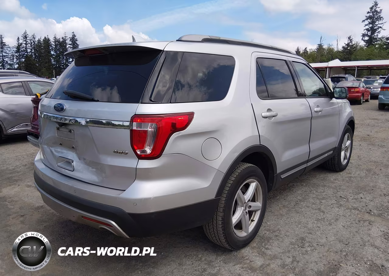 2016 Ford Explorer Xlt VIN:1FM5K8D82GGD03941 - 4
