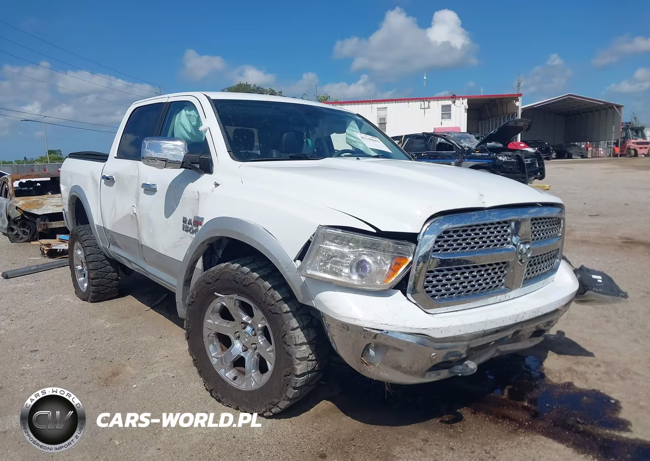 2017 Ram 1500 Laramie 4X4 5'7 Box – zdjęcie 1 z 16
