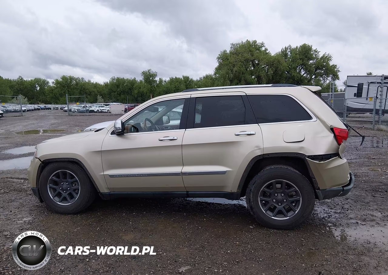 2012 Jeep Grand Cherokee Overland VIN:1C4RJFCG1CC105312 - 15