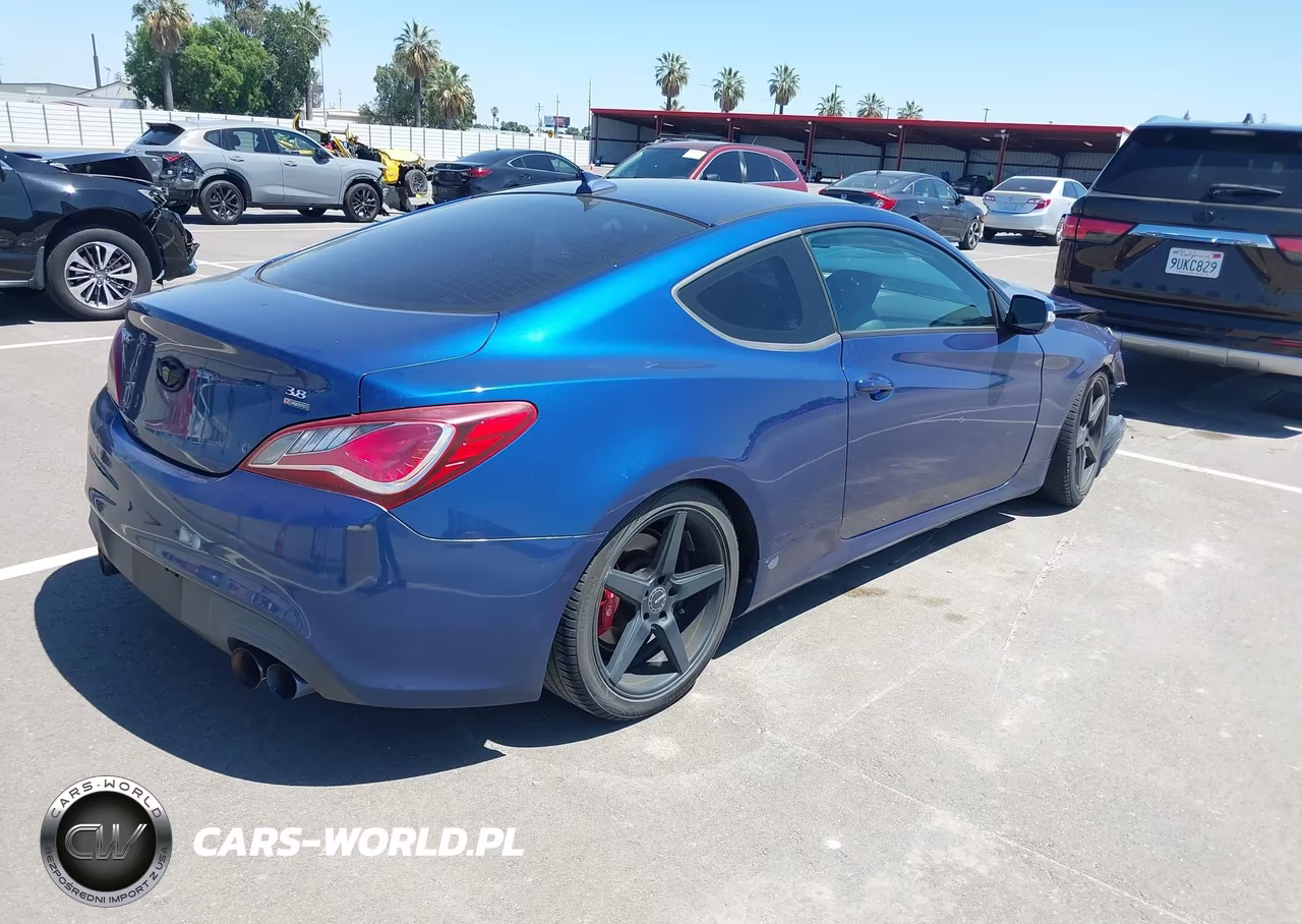 2016 Hyundai Genesis 3.8 R-Spec VIN:KMHHU6KJ8GU133037 - 4