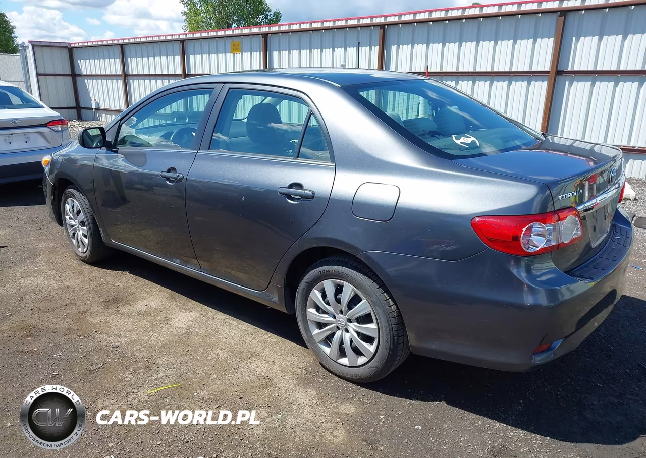 2013 Toyota Corolla Le VIN:2T1BU4EE2DC022750 - 3