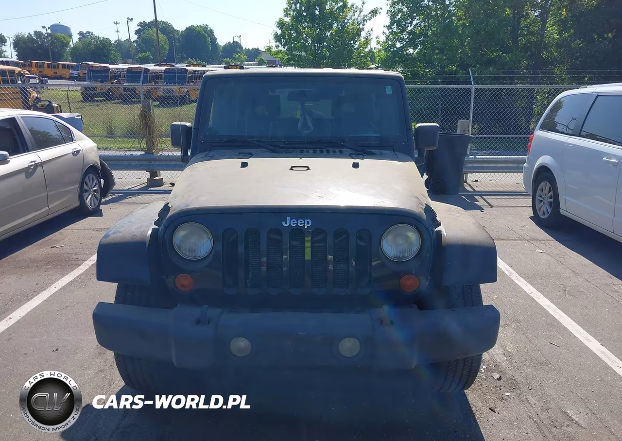 2008 Jeep Wrangler Unlimited Sahara VIN:1J4GA59168L539781 - 12
