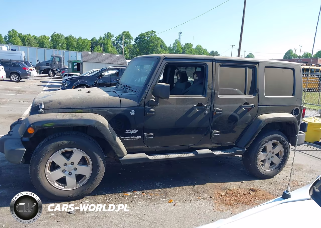 2008 Jeep Wrangler Unlimited Sahara VIN:1J4GA59168L539781 - 14