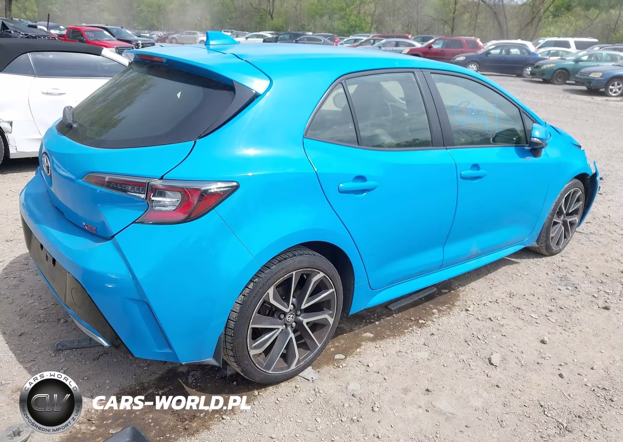 2021 Toyota Corolla Xse VIN:JTNC4MBE9M3108666 - 4