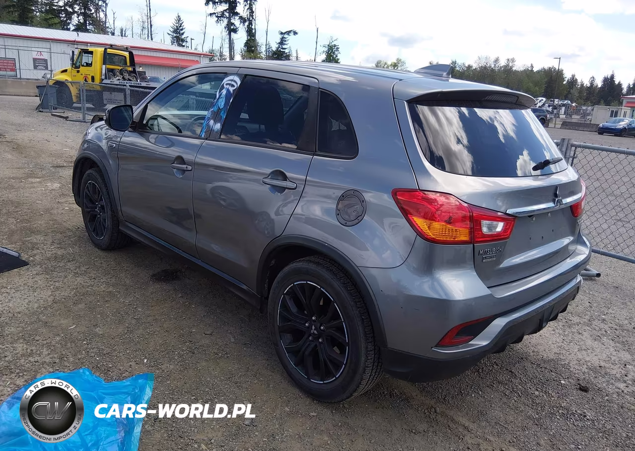 2018 Mitsubishi Outlander Sport 2.0 Le VIN:JA4AP3AU1JU013198 - 3