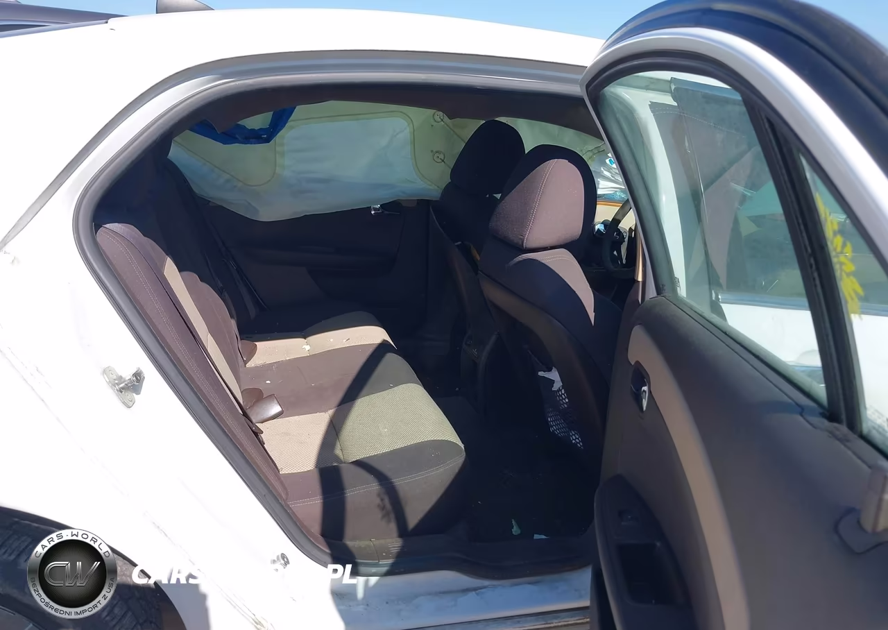 2012 Chevrolet Malibu 1Lt VIN:1G1ZC5E01CF184850 - 8