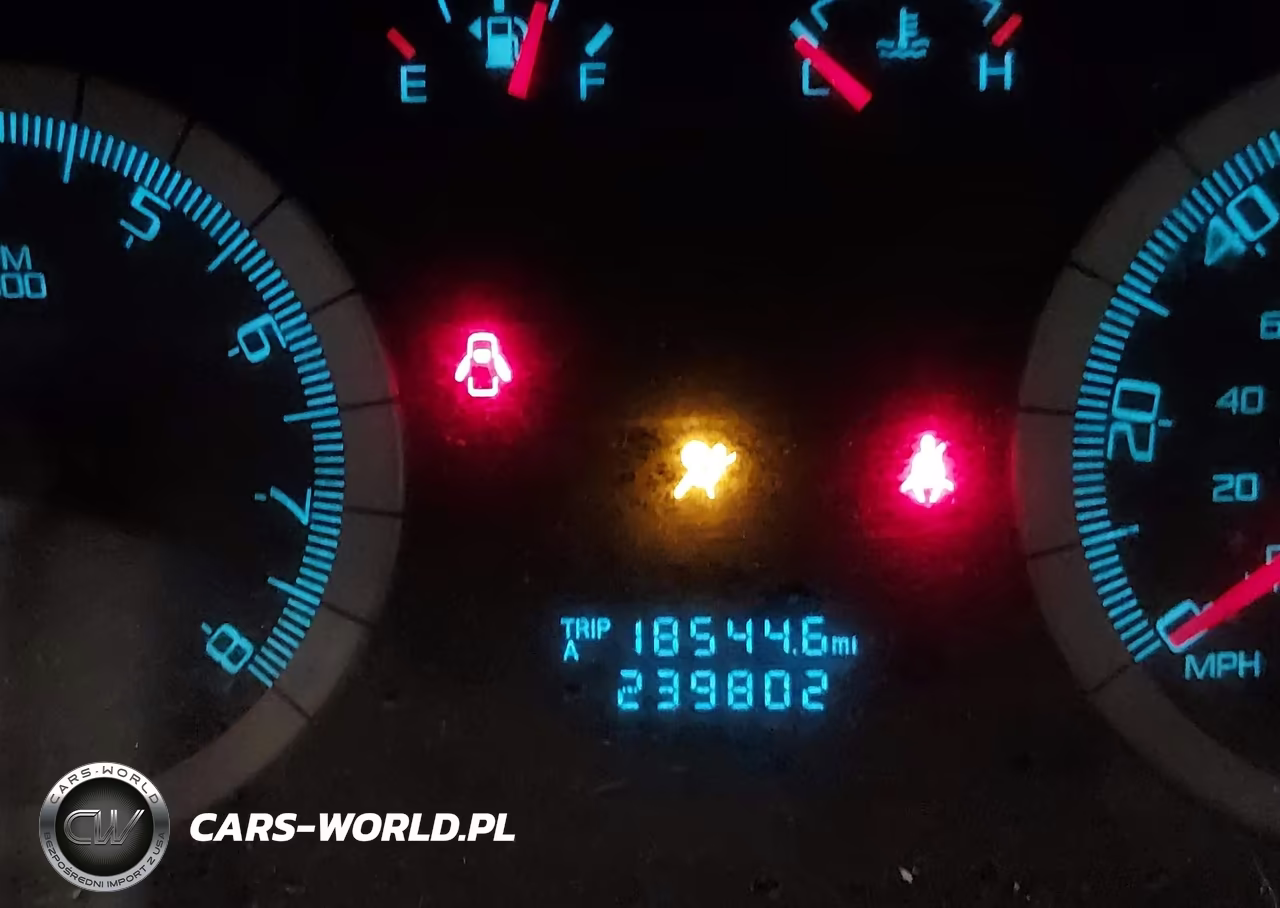 2008 Ford Escape Xlt VIN:1FMCU93118KC31494 - 16