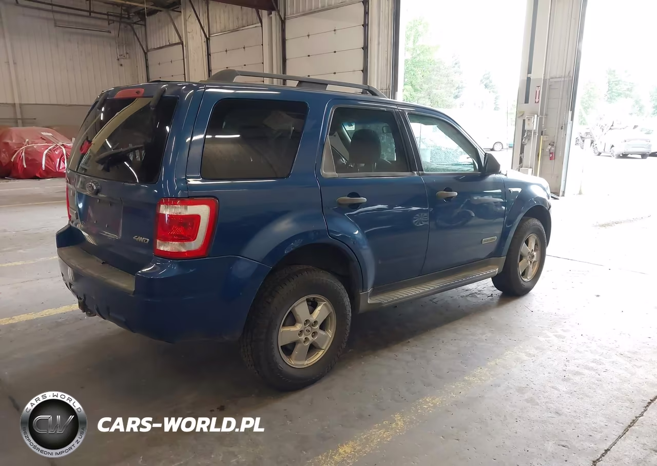 2008 Ford Escape Xlt VIN:1FMCU93118KC31494 - 4