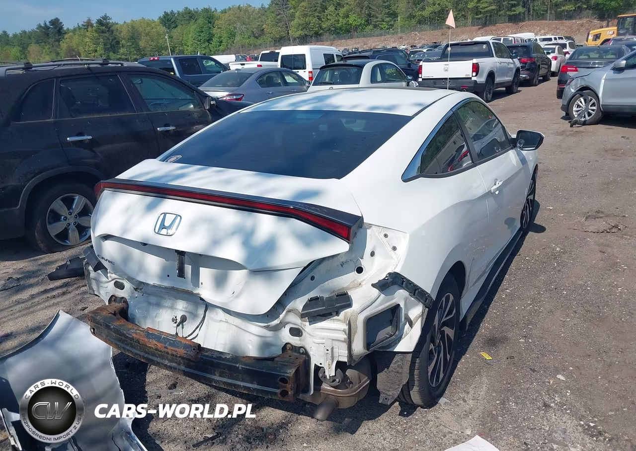 2016 Honda Civic Lx-P VIN:2HGFC4B07GH305072 - 4