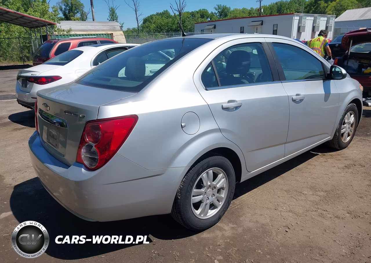 2013 Chevrolet Sonic Lt Auto VIN:1G1JC5SH8D4160226 - 4