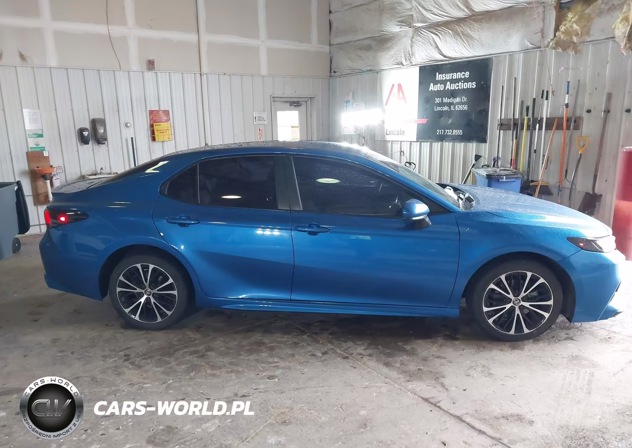 2018 Toyota Camry Se VIN:4T1B11HK5JU115975 - 13