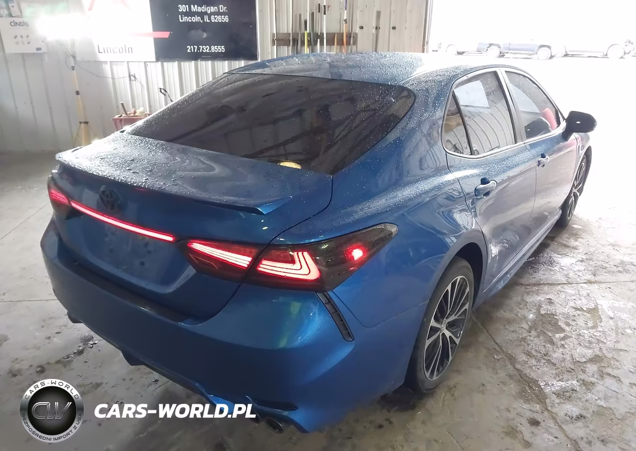 2018 Toyota Camry Se VIN:4T1B11HK5JU115975 - 4