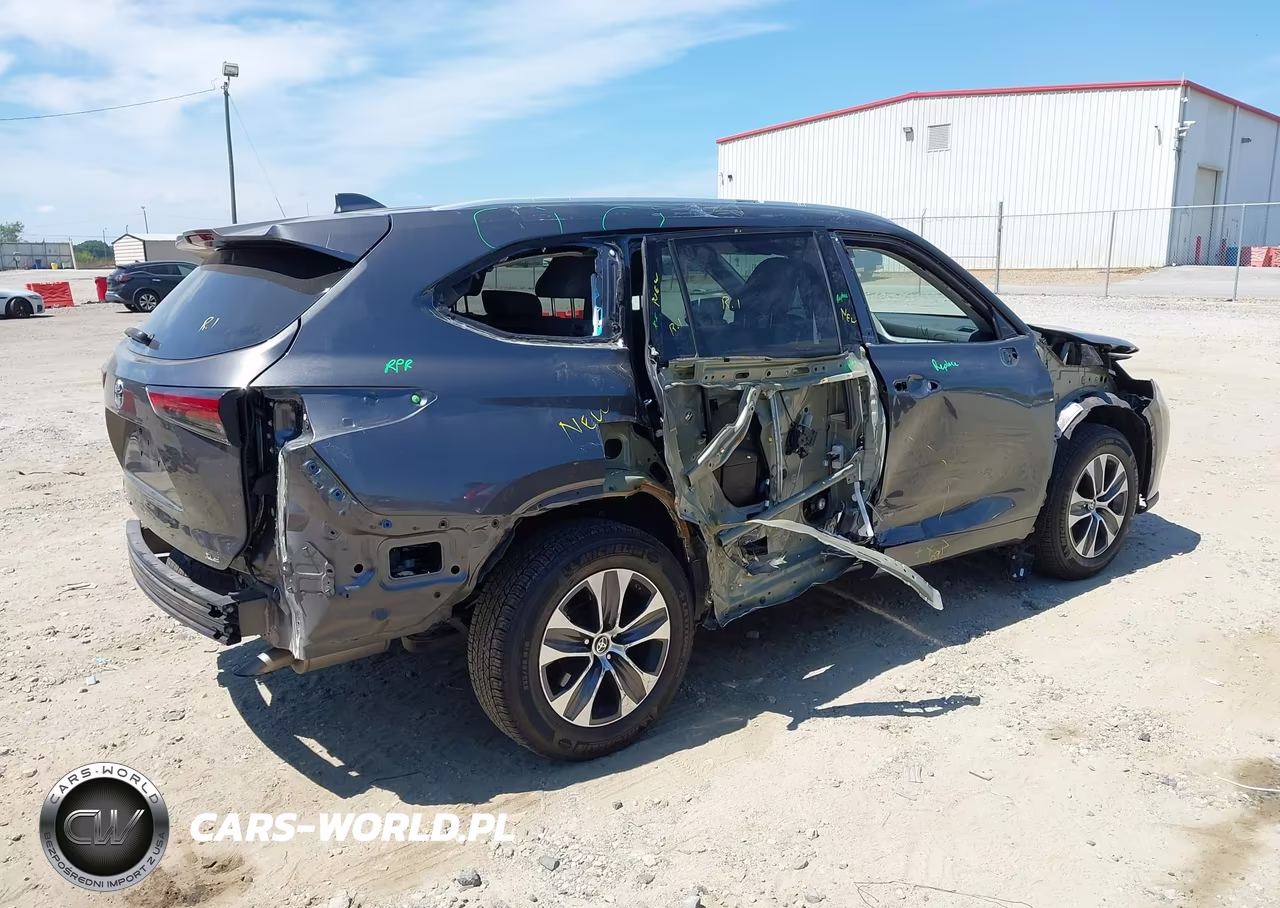 2022 Toyota Highlander Xle VIN:5TDGZRAH9NS552338 - 6